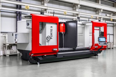 Parete di separazione area di lavoro in centro CNC per dividere in due aree indipendenti per lavorazioni efficienti in funzionamento pendolare