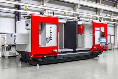 Parete di separazione area di lavoro in centro CNC per dividere in due aree indipendenti per lavorazioni efficienti in funzionamento pendolare