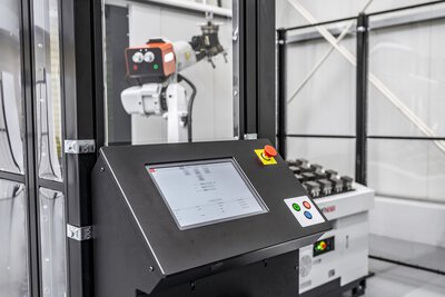 Werkstückautomation RoboJob Mill-Assist - Bedienterminal für Automation