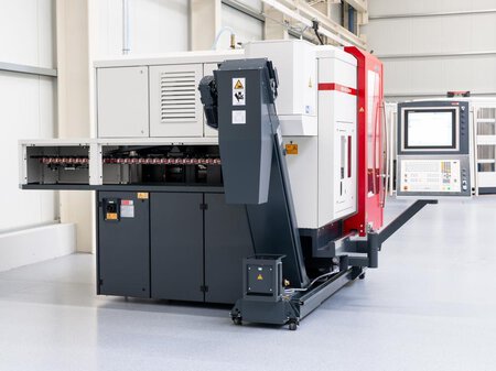HEDELIUS 5-Achs-Bearbeitungszentrum ACURA-50 Erweiterung des Werkzeugmagazins auf 80 Werkzeugplätze